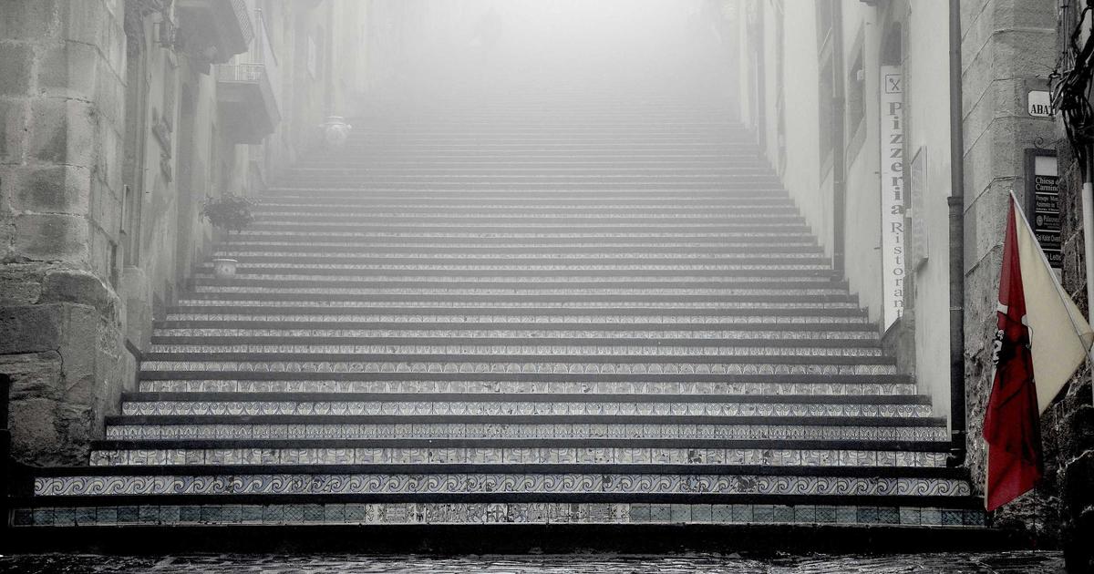 2026년 청년미래적금 vs 청년도약계좌 비교 총정리 | 3년 만에 2200만원, 자격요건·정부기여금·갈아타기 전략 완벽 가이드